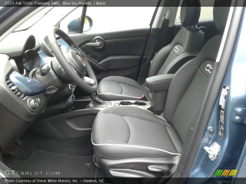  2020 500X Trekking AWD Black Interior