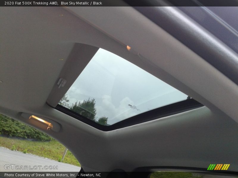 Sunroof of 2020 500X Trekking AWD