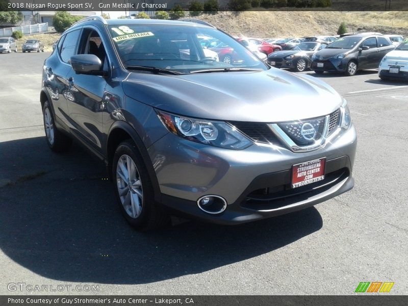 Gun Metallic / Charcoal 2018 Nissan Rogue Sport SV