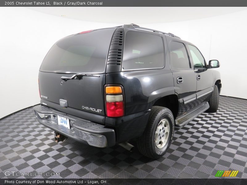 Black / Gray/Dark Charcoal 2005 Chevrolet Tahoe LS