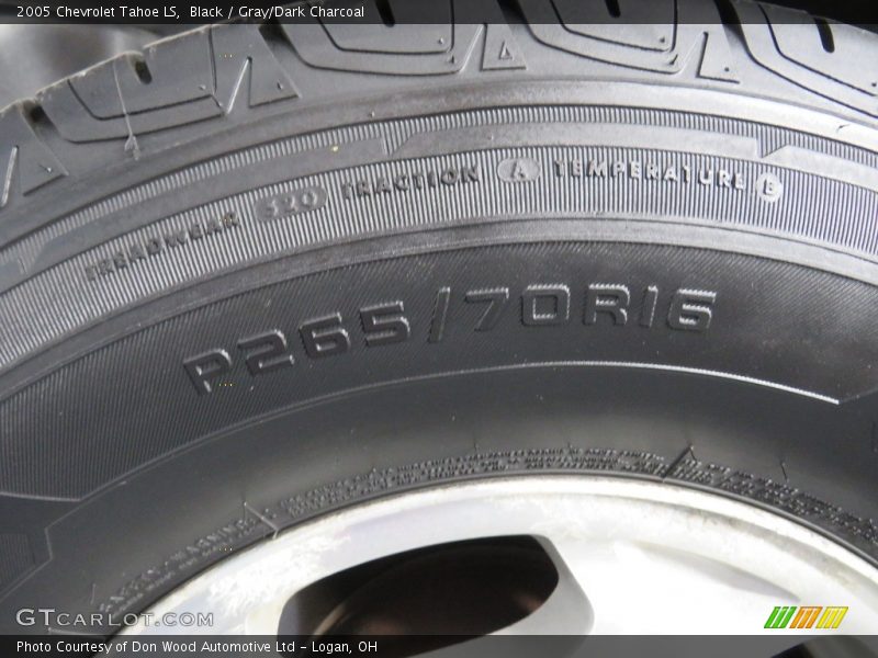 Black / Gray/Dark Charcoal 2005 Chevrolet Tahoe LS