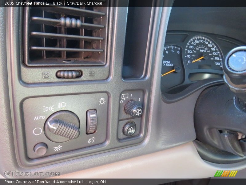 Black / Gray/Dark Charcoal 2005 Chevrolet Tahoe LS