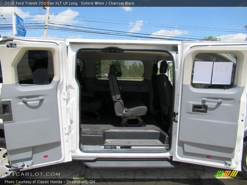 Oxford White / Charcoal Black 2016 Ford Transit 350 Van XLT LR Long