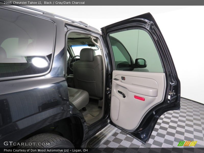 Black / Gray/Dark Charcoal 2005 Chevrolet Tahoe LS