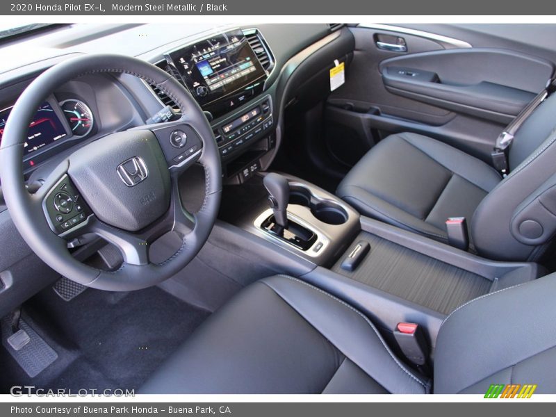 Modern Steel Metallic / Black 2020 Honda Pilot EX-L