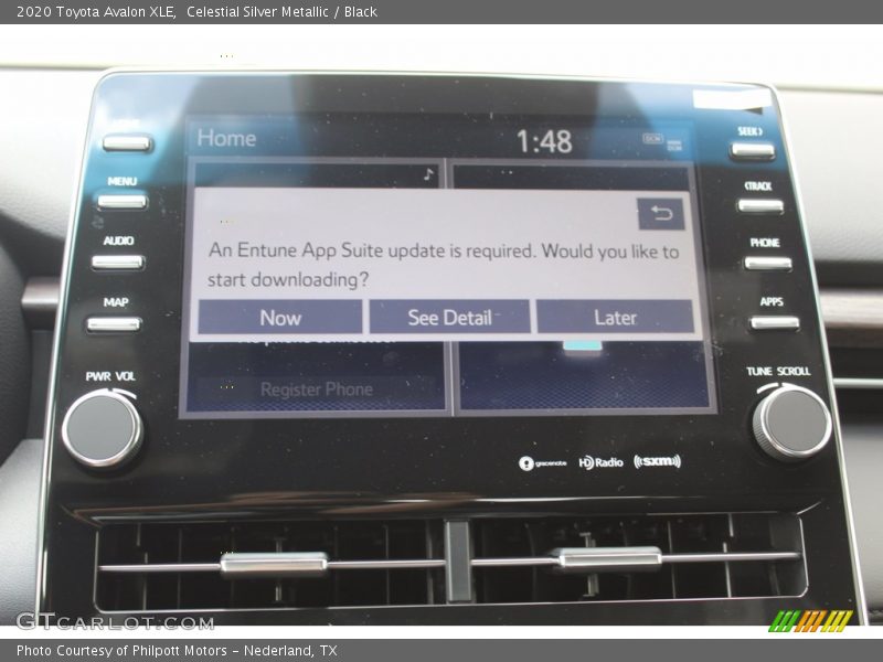 Celestial Silver Metallic / Black 2020 Toyota Avalon XLE