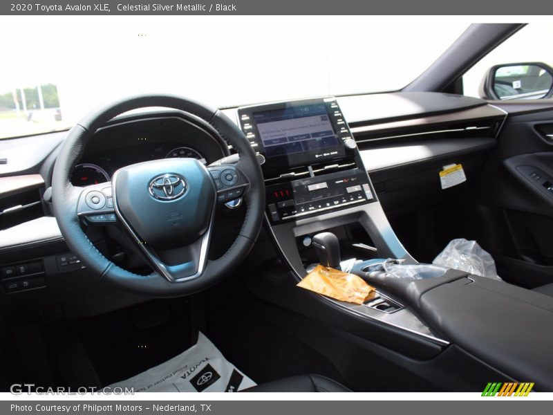 Celestial Silver Metallic / Black 2020 Toyota Avalon XLE