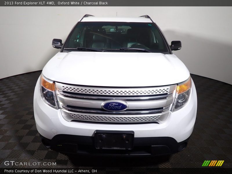 Oxford White / Charcoal Black 2013 Ford Explorer XLT 4WD