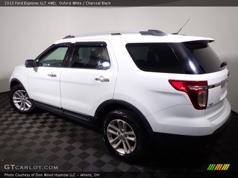 Oxford White / Charcoal Black 2013 Ford Explorer XLT 4WD