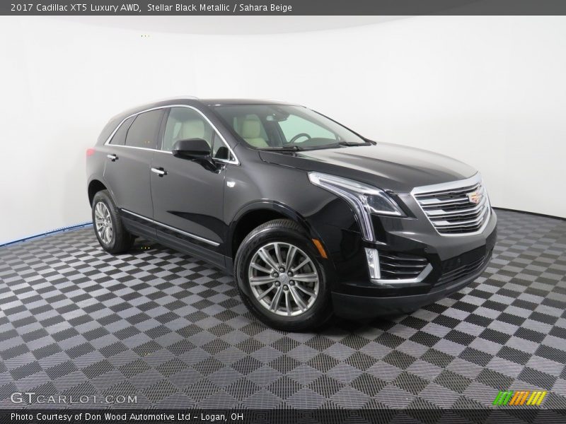 Stellar Black Metallic / Sahara Beige 2017 Cadillac XT5 Luxury AWD