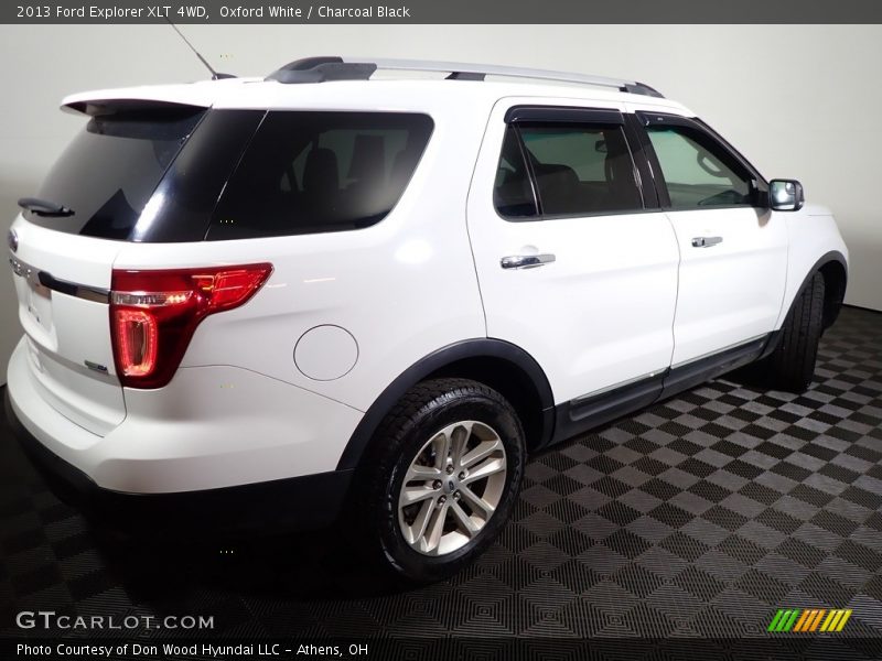 Oxford White / Charcoal Black 2013 Ford Explorer XLT 4WD