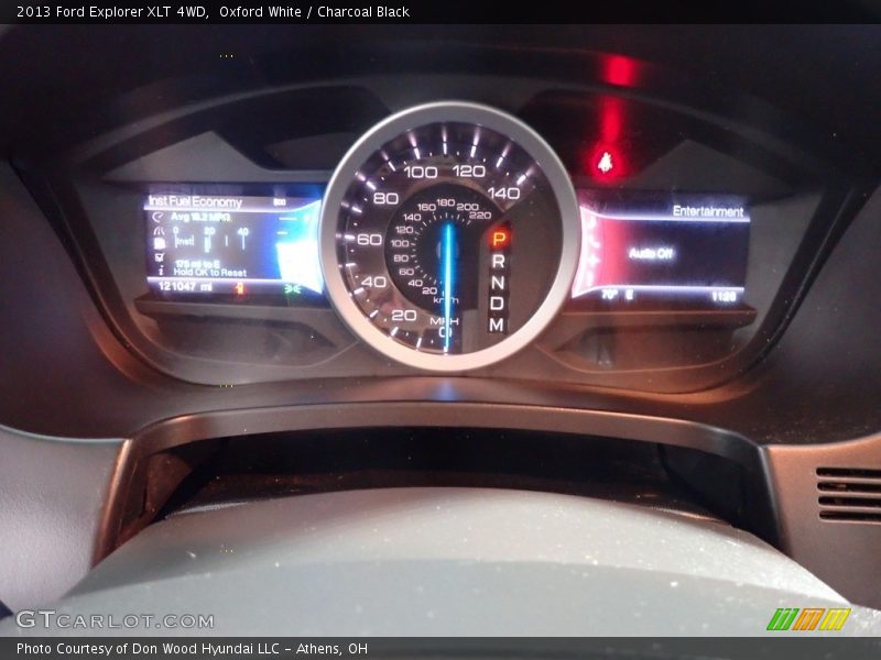Oxford White / Charcoal Black 2013 Ford Explorer XLT 4WD