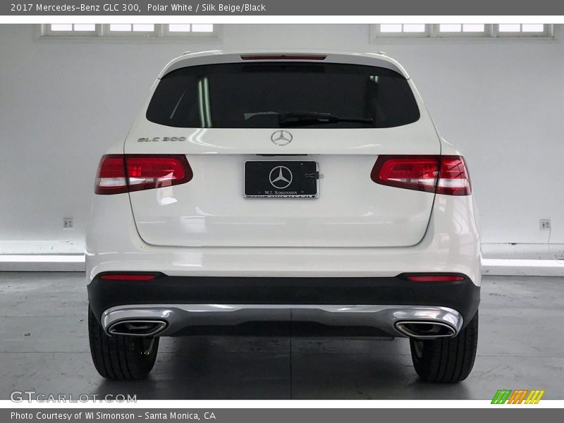 Polar White / Silk Beige/Black 2017 Mercedes-Benz GLC 300