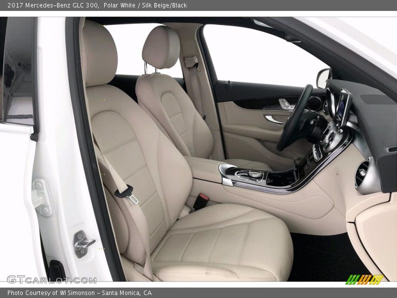 Polar White / Silk Beige/Black 2017 Mercedes-Benz GLC 300