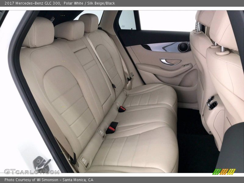 Polar White / Silk Beige/Black 2017 Mercedes-Benz GLC 300