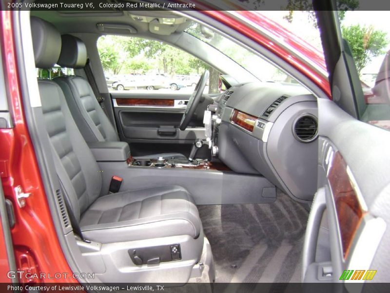 Colorado Red Metallic / Anthracite 2005 Volkswagen Touareg V6