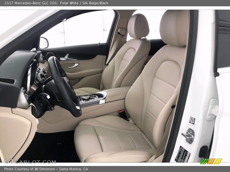 Polar White / Silk Beige/Black 2017 Mercedes-Benz GLC 300