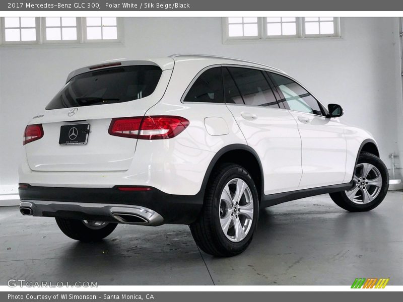 Polar White / Silk Beige/Black 2017 Mercedes-Benz GLC 300