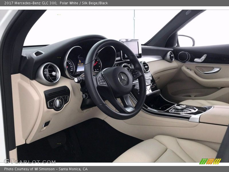 Polar White / Silk Beige/Black 2017 Mercedes-Benz GLC 300