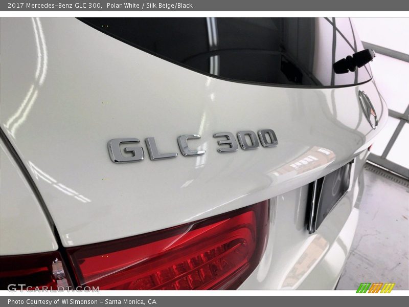 Polar White / Silk Beige/Black 2017 Mercedes-Benz GLC 300
