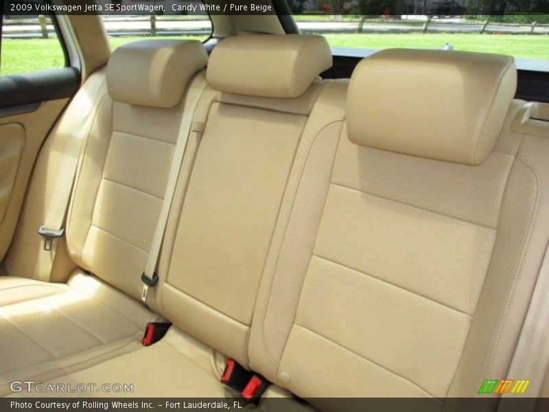 Candy White / Pure Beige 2009 Volkswagen Jetta SE SportWagen