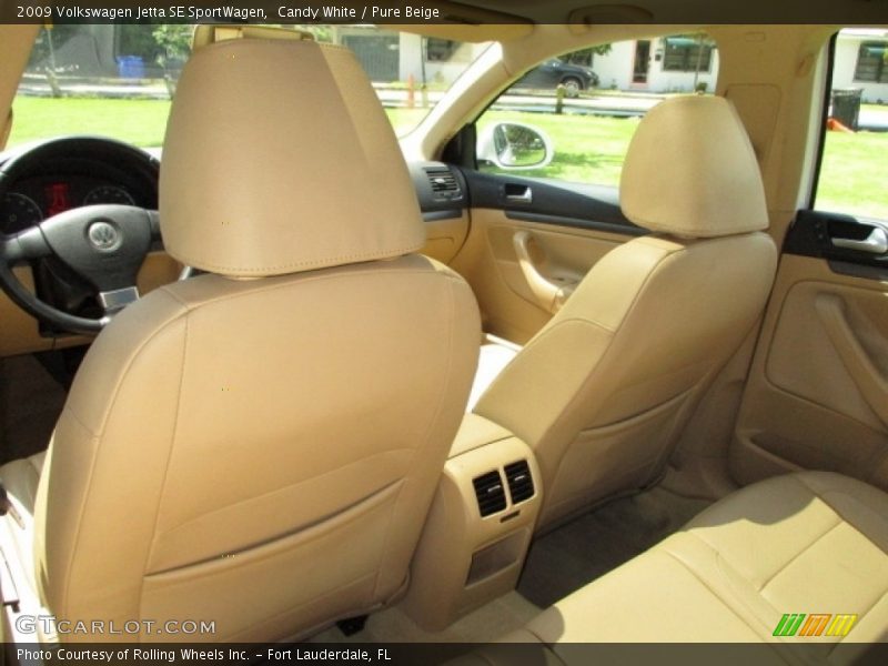 Candy White / Pure Beige 2009 Volkswagen Jetta SE SportWagen