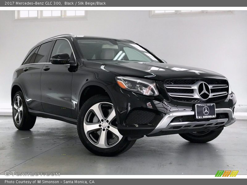 Black / Silk Beige/Black 2017 Mercedes-Benz GLC 300
