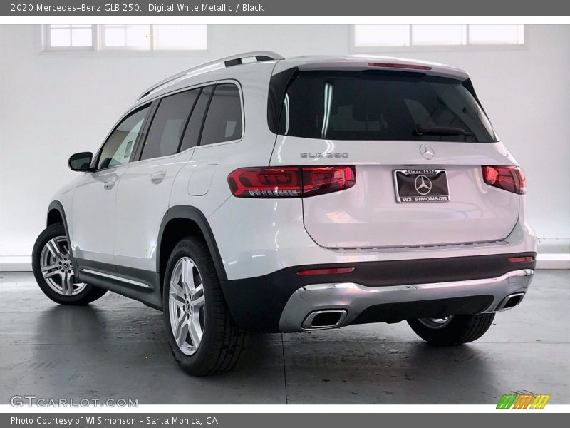 Digital White Metallic / Black 2020 Mercedes-Benz GLB 250