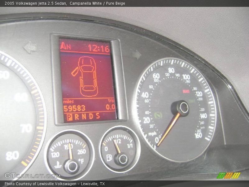 Campanella White / Pure Beige 2005 Volkswagen Jetta 2.5 Sedan