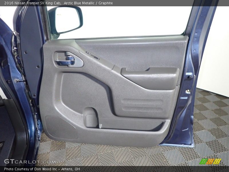 Arctic Blue Metallic / Graphite 2016 Nissan Frontier SV King Cab