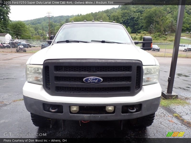 Oxford White / Medium Flint 2005 Ford F250 Super Duty Lariat Crew Cab 4x4