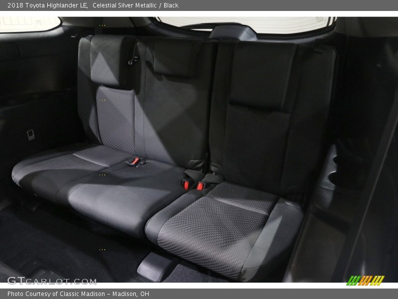 Celestial Silver Metallic / Black 2018 Toyota Highlander LE