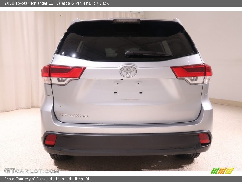 Celestial Silver Metallic / Black 2018 Toyota Highlander LE