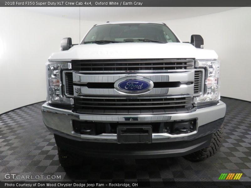 Oxford White / Earth Gray 2018 Ford F350 Super Duty XLT Crew Cab 4x4