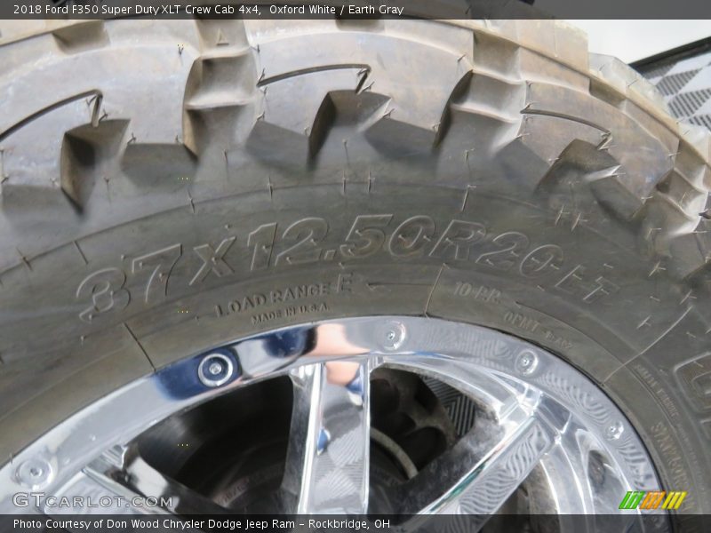 Oxford White / Earth Gray 2018 Ford F350 Super Duty XLT Crew Cab 4x4