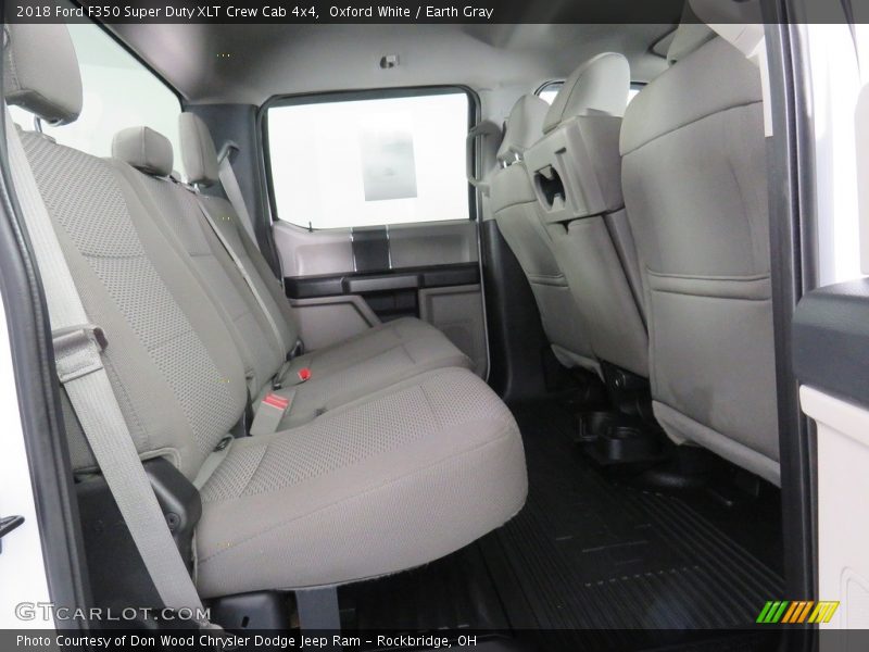 Oxford White / Earth Gray 2018 Ford F350 Super Duty XLT Crew Cab 4x4