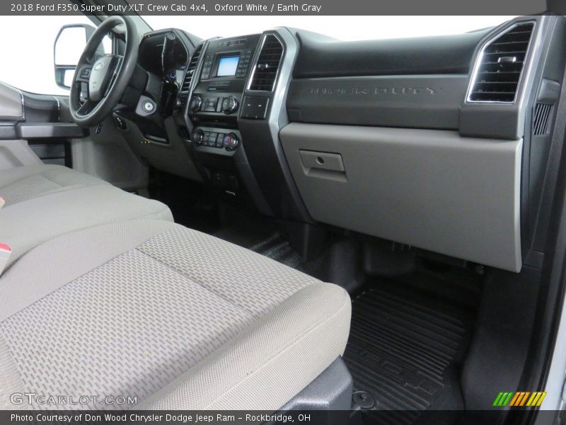 Oxford White / Earth Gray 2018 Ford F350 Super Duty XLT Crew Cab 4x4