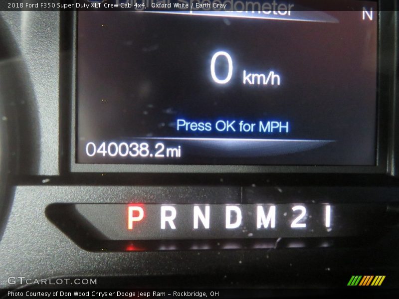 Oxford White / Earth Gray 2018 Ford F350 Super Duty XLT Crew Cab 4x4