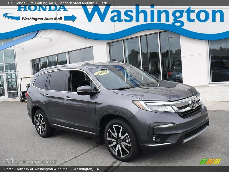 Modern Steel Metallic / Black 2019 Honda Pilot Touring AWD