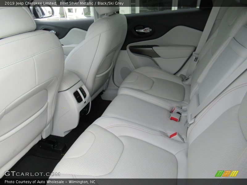 Billet Silver Metallic / Black/Ski Grey 2019 Jeep Cherokee Limited