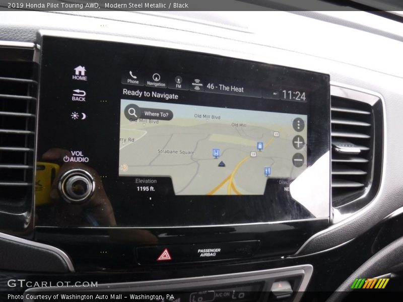 Modern Steel Metallic / Black 2019 Honda Pilot Touring AWD
