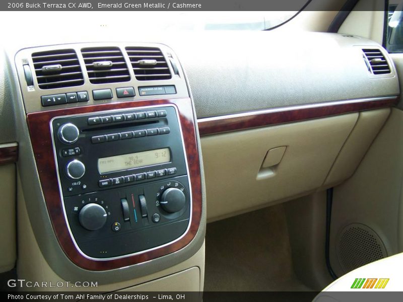 Emerald Green Metallic / Cashmere 2006 Buick Terraza CX AWD