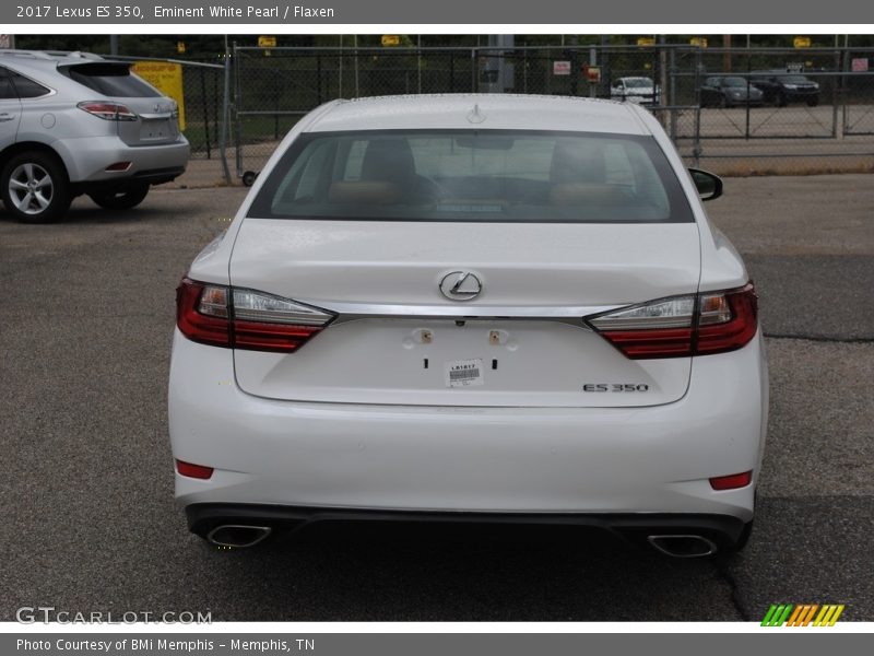 Eminent White Pearl / Flaxen 2017 Lexus ES 350