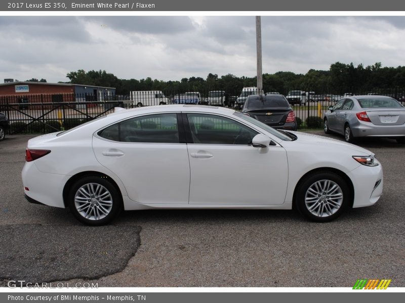 Eminent White Pearl / Flaxen 2017 Lexus ES 350