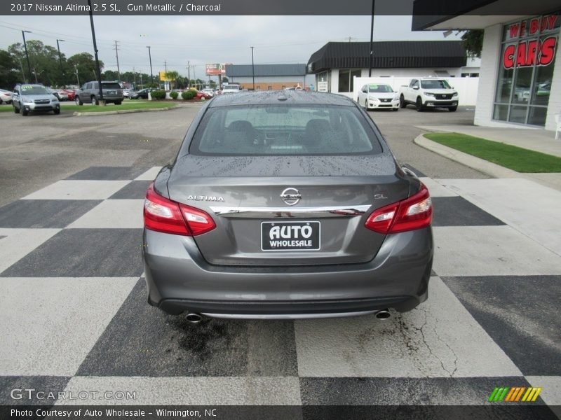 Gun Metallic / Charcoal 2017 Nissan Altima 2.5 SL