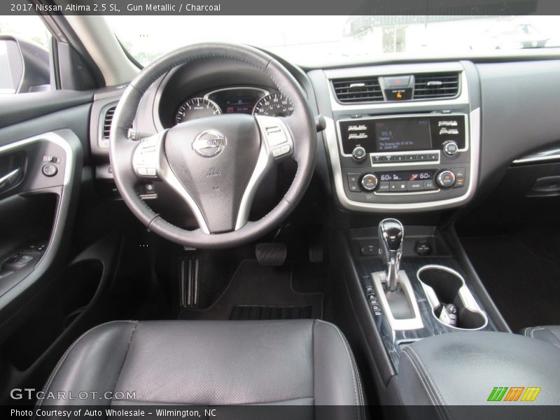Gun Metallic / Charcoal 2017 Nissan Altima 2.5 SL