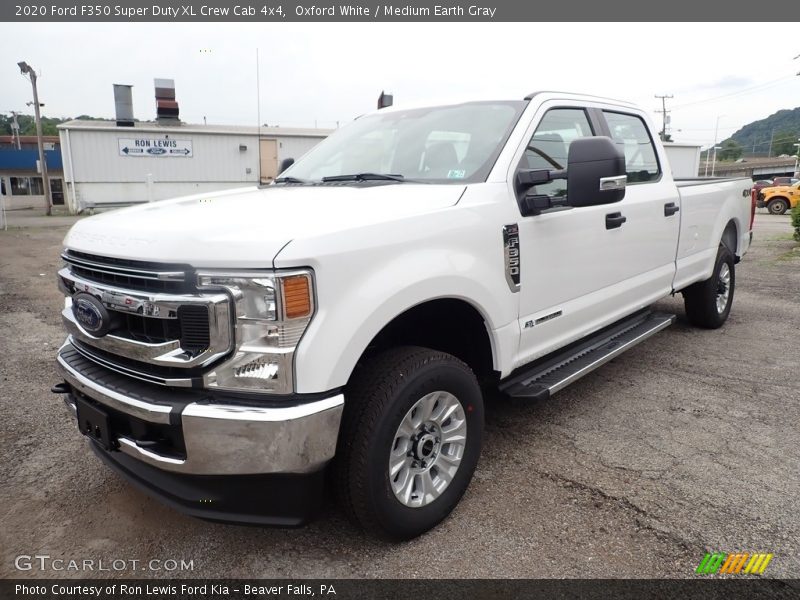 Oxford White / Medium Earth Gray 2020 Ford F350 Super Duty XL Crew Cab 4x4