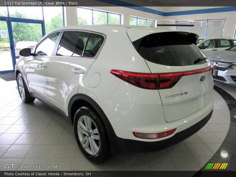 Clear White / Black 2017 Kia Sportage LX