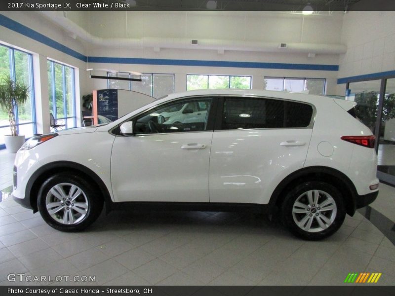Clear White / Black 2017 Kia Sportage LX