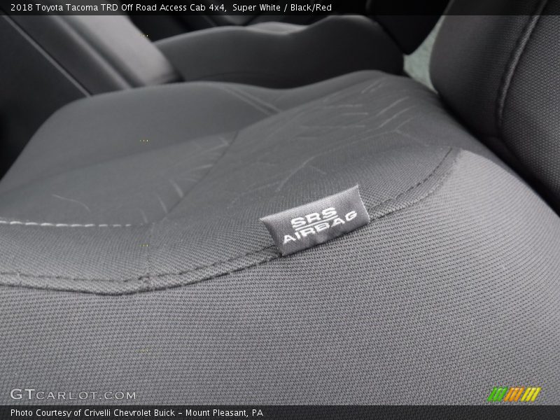 Super White / Black/Red 2018 Toyota Tacoma TRD Off Road Access Cab 4x4